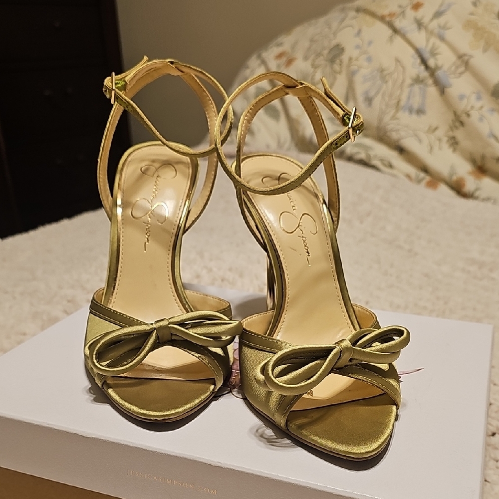 Chic Green Strappy Heels with Bow by Jessica Simpson